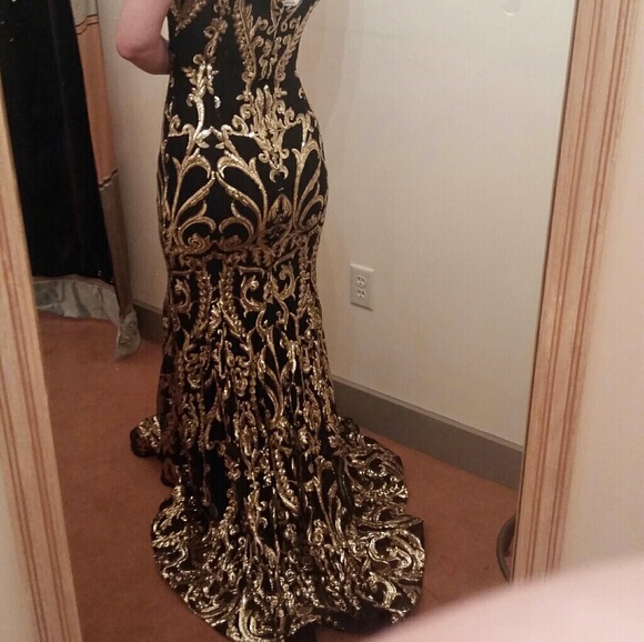 Meet your Posher - Picture 2 of 8